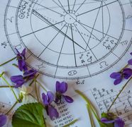 Horoscop 30 iunie 2025: Taurii își pun viața în ordine! Simt că lucrurile au început să scape de sub control